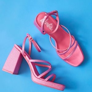 BARBIE x Forever 21 sandals 👡
